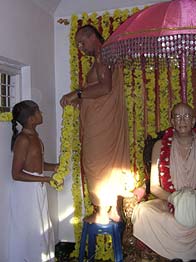 Prabhupada Flower Decoration