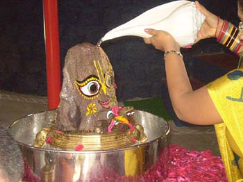 Govardhana Bathing