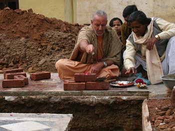 Bhumi Puja - Rupa Goswami Samadhi