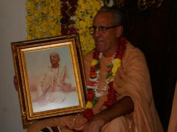 Swami Narasingha Vyasa Puja