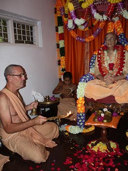 Srila Prabhupada Aratika